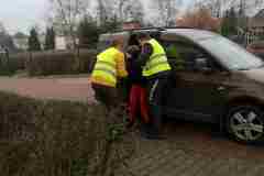 Eryk i Andrzej pomagają Maciejowi